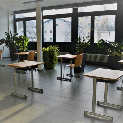 Aula Blick nach vorne zum Vortragenden