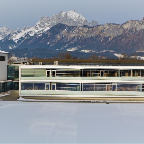 Schulgebäude NW-Richtung