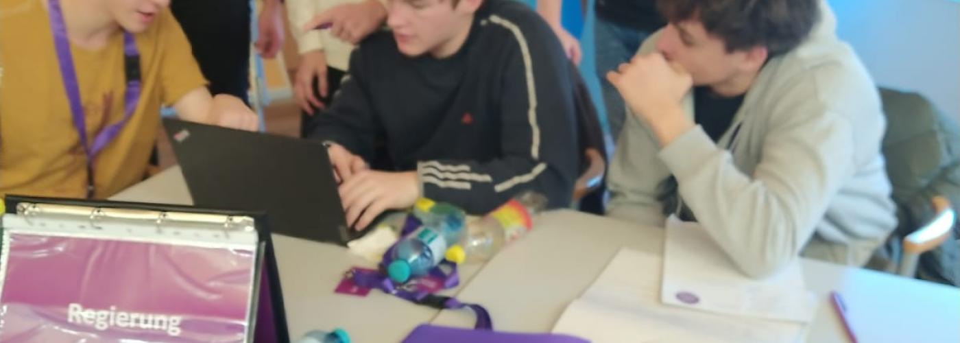 Schüler:innen bei Ecomania