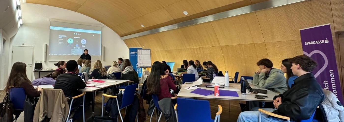 Schüler:innen bei Ecomania